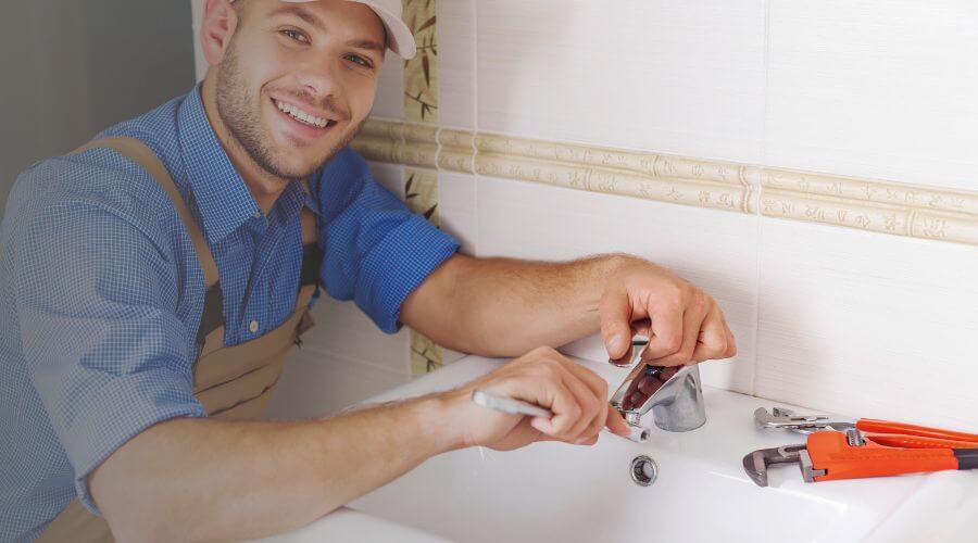 Leak Detection in Plainville, KS
